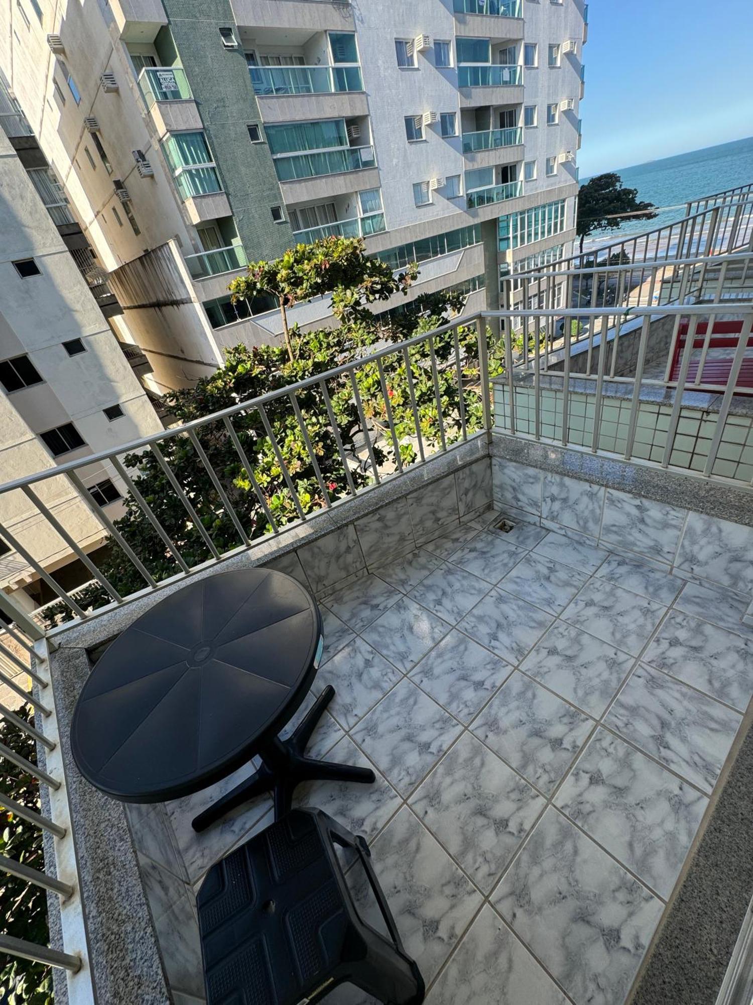 Apartamento Vista Mar 209 - 2 Quartos - Praia Do Morro - Predio Frente Mar - Varanda Com Vista Mar - Elevador - Atravessou A Avenida, Ja Esta Na Praia - Com Garagem - Internet Guarapari Eksteriør billede